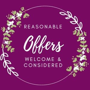 I consider REASONABLE offers. Thank you and Happy Poshing.